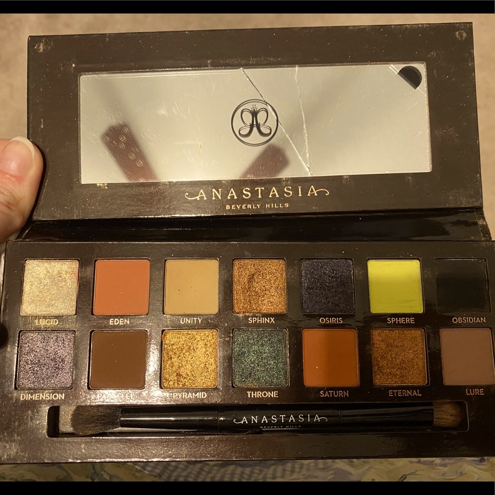 ANASTASIA Beverly Hills Prism Palette